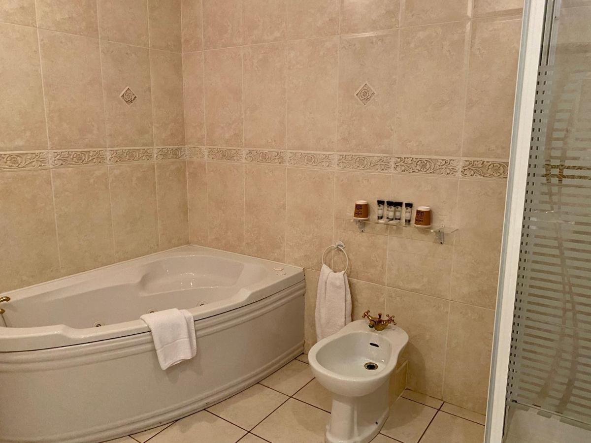 Twin Trees Hotel & Leisure Club Ballina  Εξωτερικό φωτογραφία